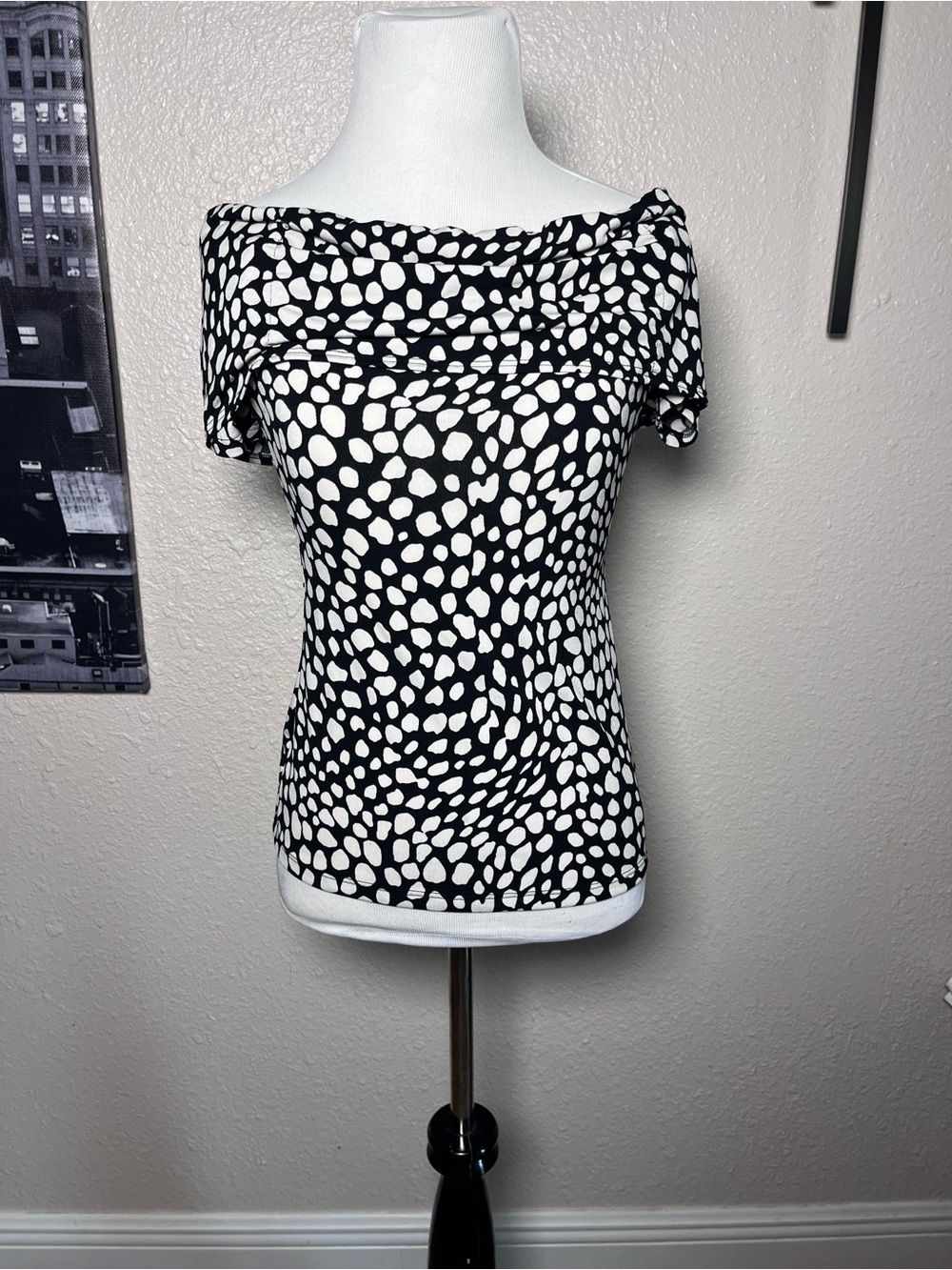 White House Black Market Black and White Off-Shoulder Dot Print Top